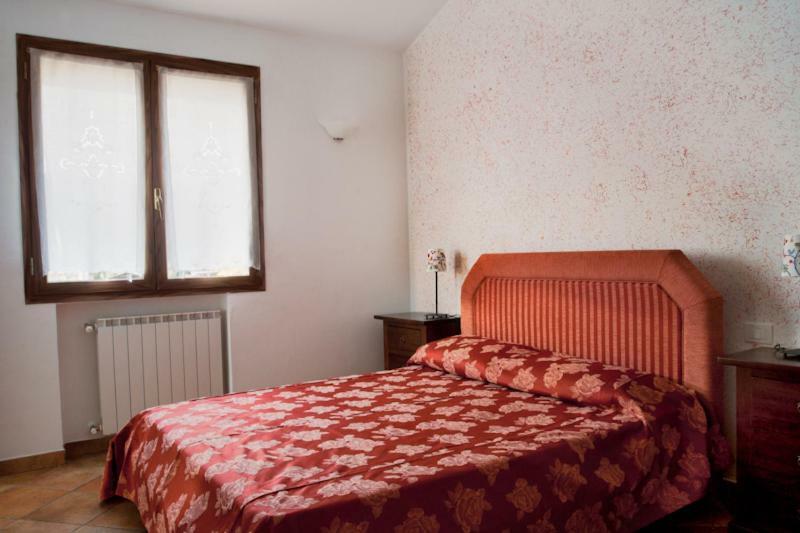 Agriturismo Di Paterno ซาร์ซานา ภายนอก รูปภาพ